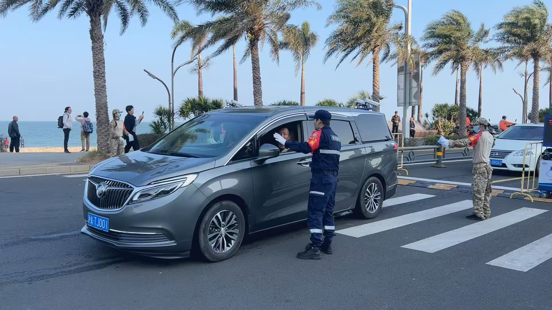 为何不能提前两小时进港?由新海港过海客车为何必须走长滨北