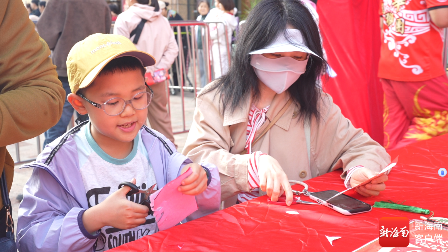 非遗手作、美食市集、舞狮琼剧……海口新春主题活动引市民沉