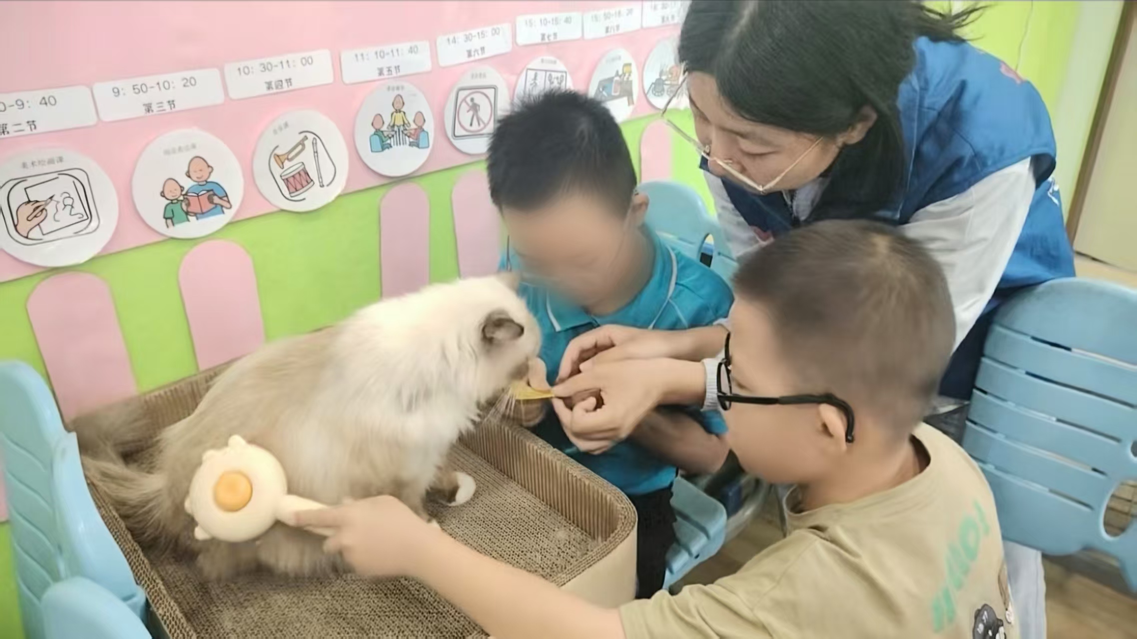 海南：康复+托管照护特殊儿童暑期有去处啦！(图2)